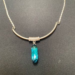 Blue gem necklace